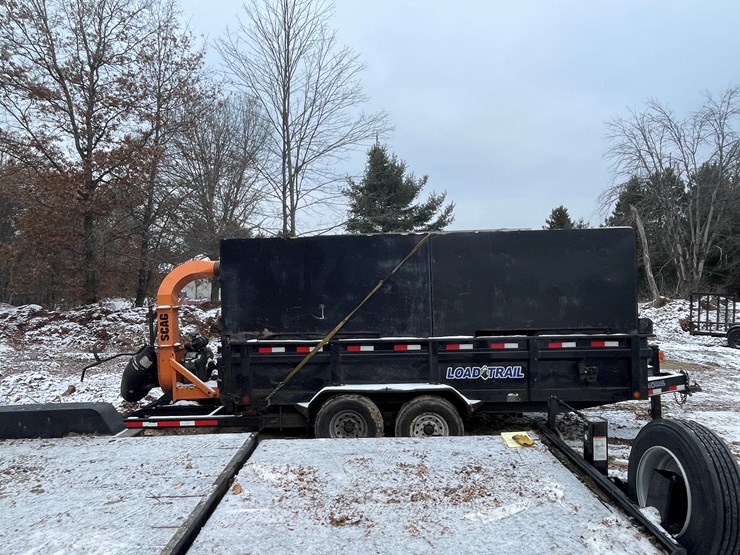 #2706-•-load-trail-trailer-with-scag-vacuum-system-(wi-title-in-delay)-(fall-creek,-wi)-image-4