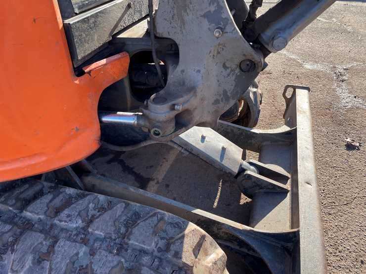 #416-•-2020-hitachi-zx26u-5n-mini-excavator-(ashland-wi)-image-28