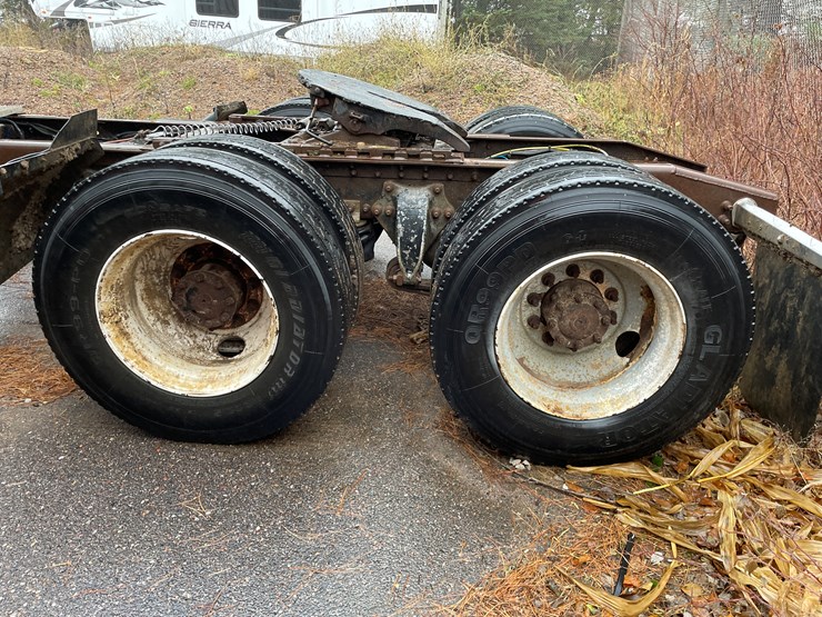 2003-caterpillar-c15-image-17