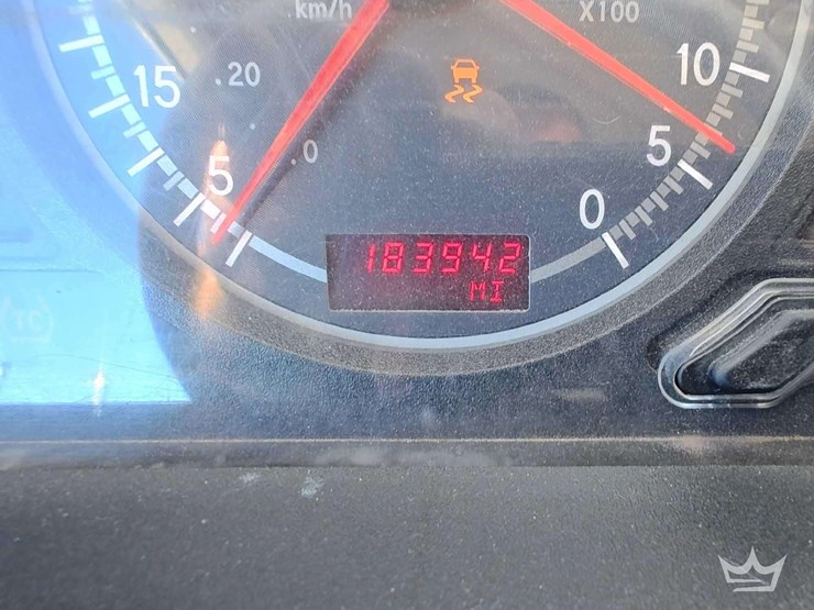 2019-international-hx620-image-6