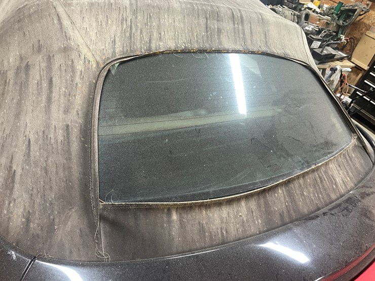 #260-•-1997-chrysler-(fall-creek,-wi)-(has-wi-title)-image-14