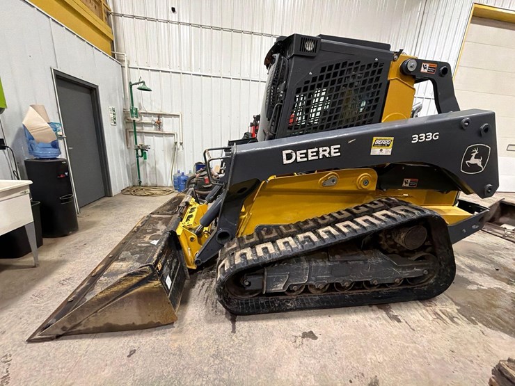 2023-deere-333g-image-1