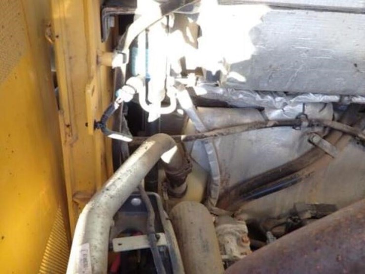 2019-deere-331g-image-39