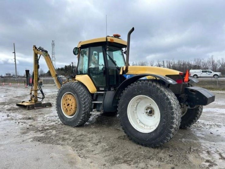 2008-new-holland-tv145-image-2