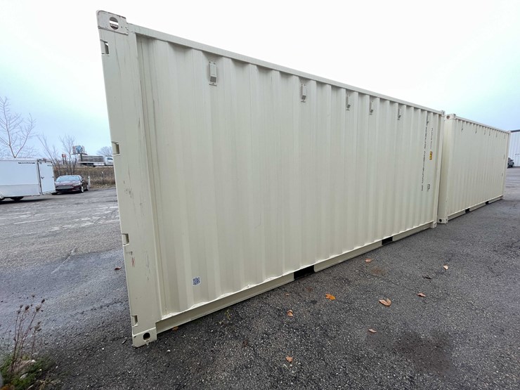 #1400-•-20'-shipping-container-(of)-image-6