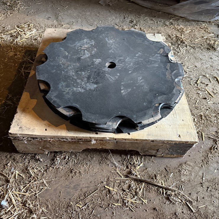 #9966 • (8) ZML Toolbar Disks (Fennimore, WI)