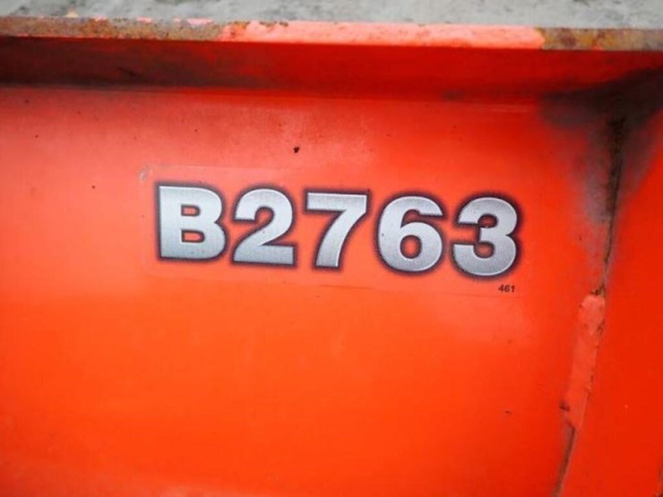 2014-kubota-b3350hsd-image-32