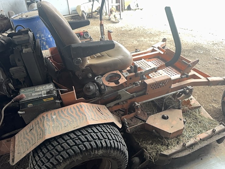 scag-turf-tiger-zero-turn-mower-image-6