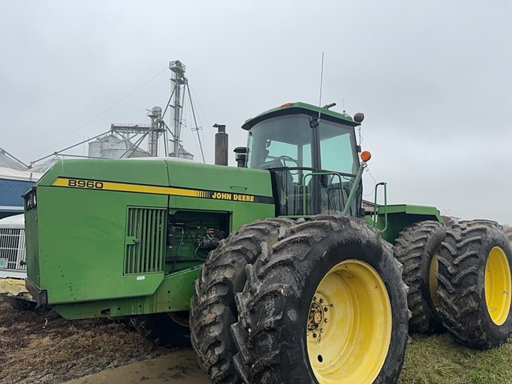 1991-john-deere-8960-image-1