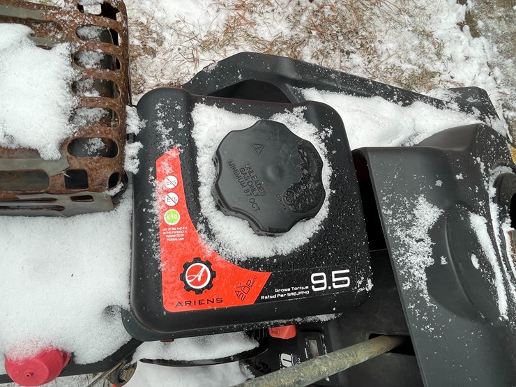 #2707-•-ariens-professional-21-snow-blower-(fall-creek,-wi)-image-11