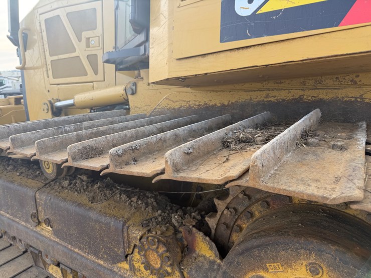 2007-caterpillar-d6k-lgp-image-9