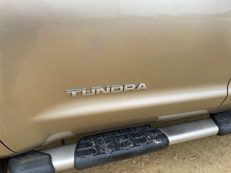 2007-toyota-tundra-sr5-image-10