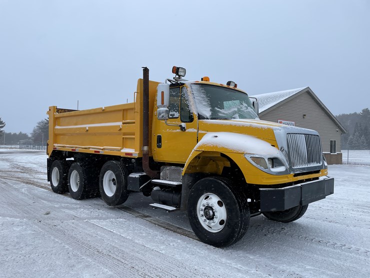 #234-•-2005-international-tri-axle-dump-truck-(has-wi-title)(mosinee,-wi)-image-7
