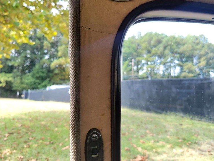 1940-ford-sedan-image-53