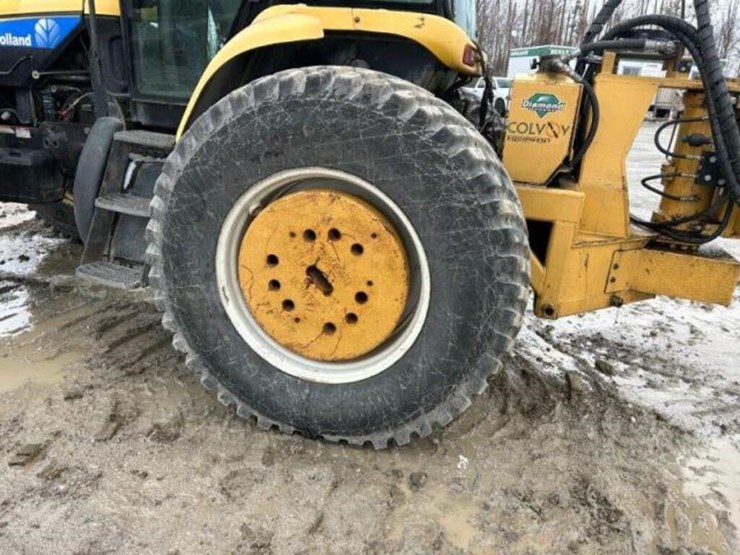 2008-new-holland-tv145-image-51