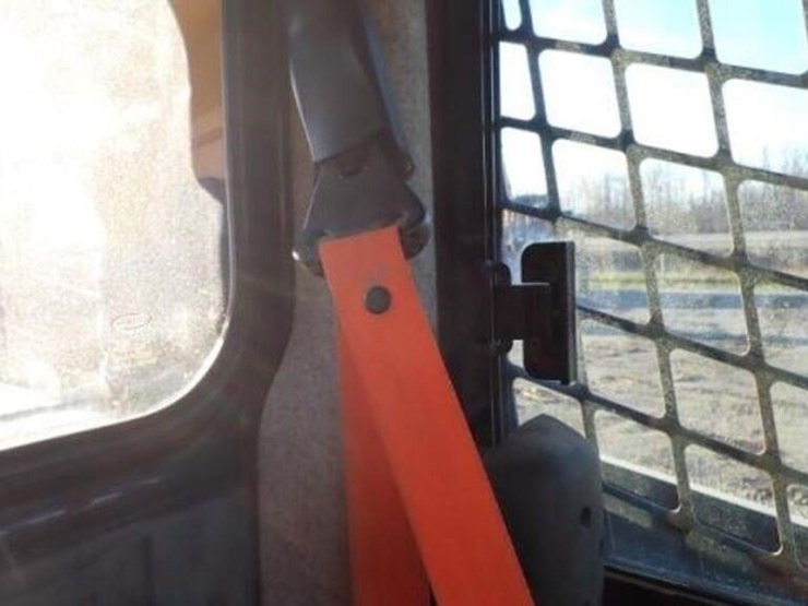 2019-deere-331g-image-27