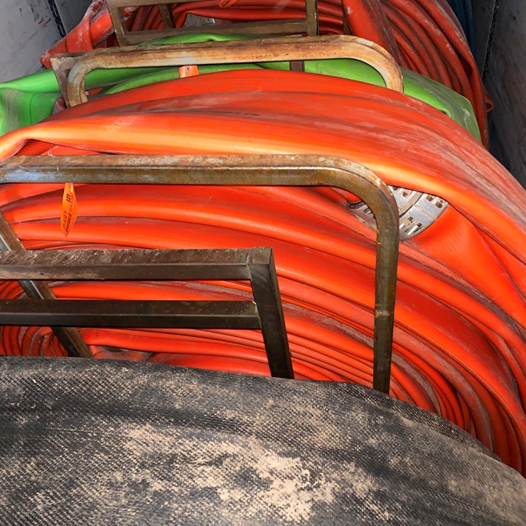 #8491 • Section of 7 1/4" Mandals Dragman Extra P Hose (New Holstein, WI)