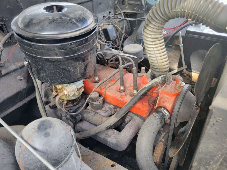 1951-dodge-sedan-image-12