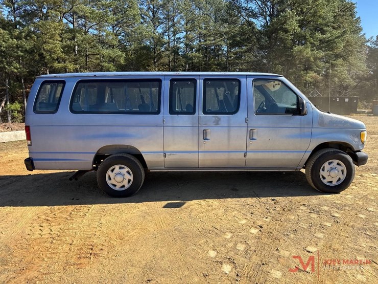 1996-ford-e350-image-2