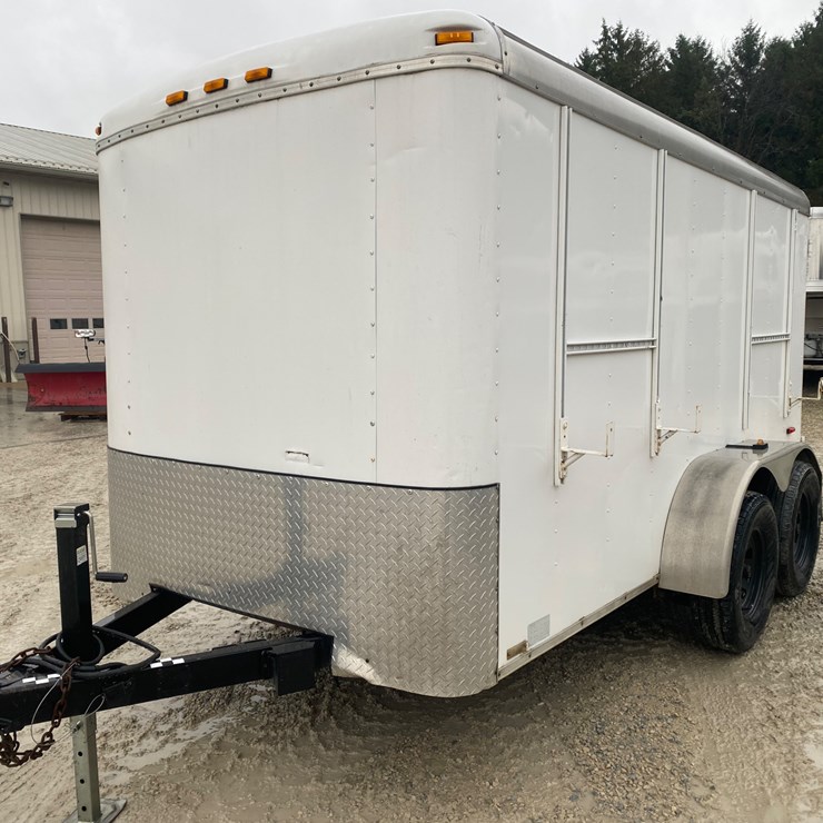 #314 • 2004 Roadmaster Tandem Axle Enclosed Trailer (Helenville, WI) (Has WI Title)