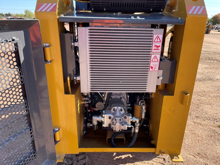 #419-•-2024-cfg-industrial-tk35r-tracked-mini-skid-steer-(mosinee,-wi)-image-17