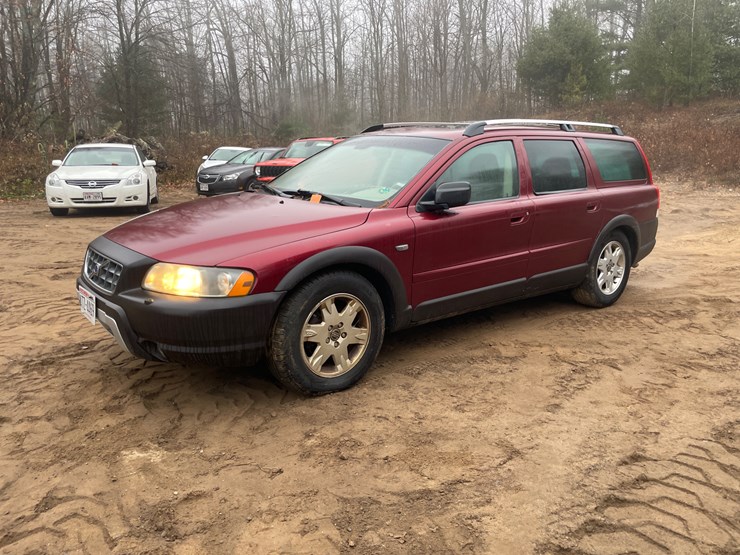 2006-volvo-xc70-image-1