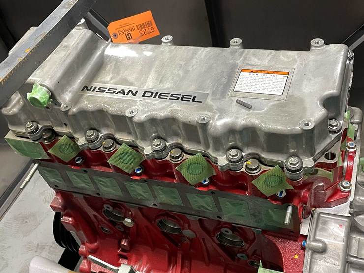 #8723-•-nissan-ud-diesel-crate-motor-(f)-image-5