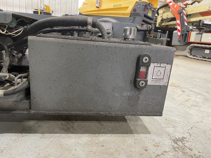 2014-skyjack-sjiii4632-image-20