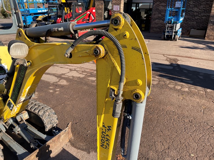 2013-wacker-neuson-803-image-26