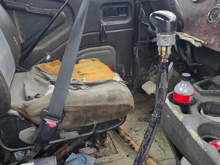 2003-international-9200i-image-8