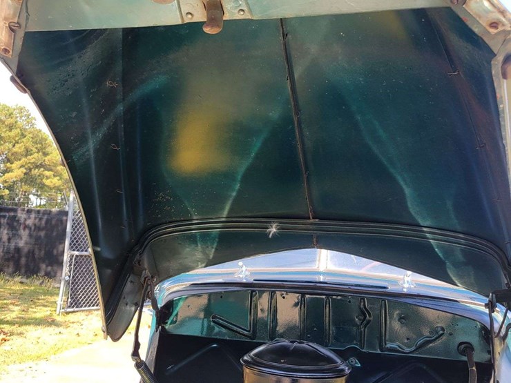 1940-ford-sedan-image-17