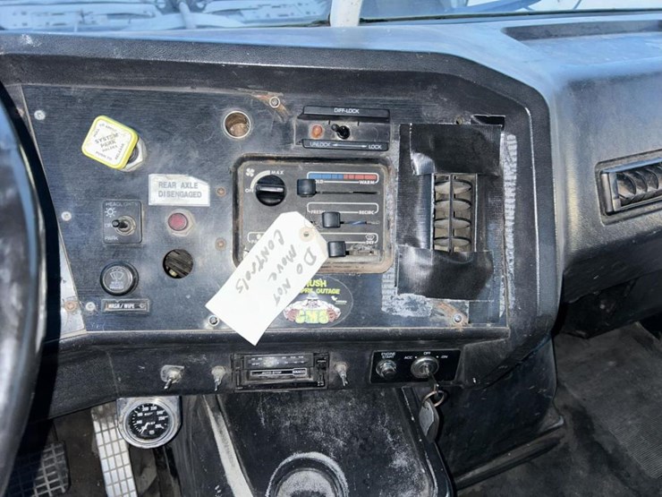 #1432-•-1992-volvo-(white-gmc)-vac-truck-image-75