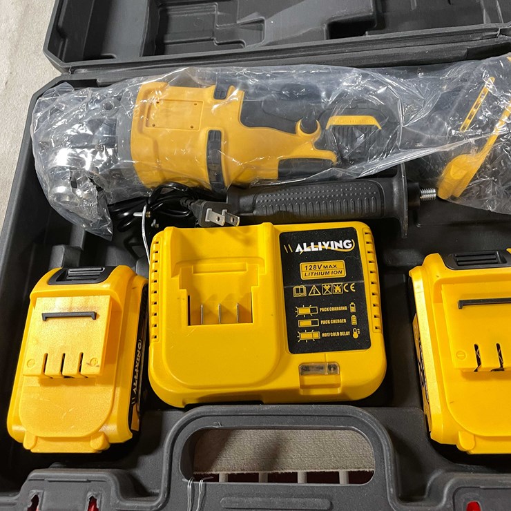 #8702 • New Angle Grinder (T14)