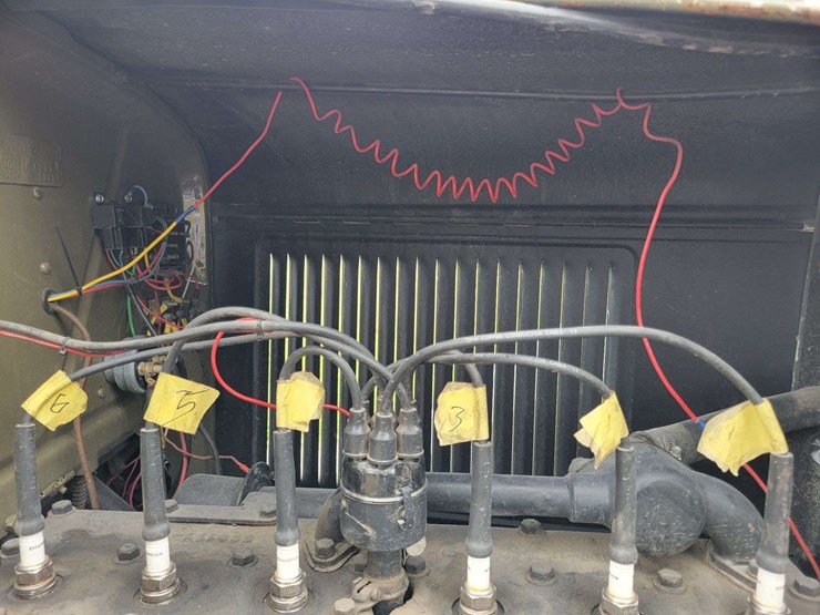 1928-pontiac-sedan-image-11