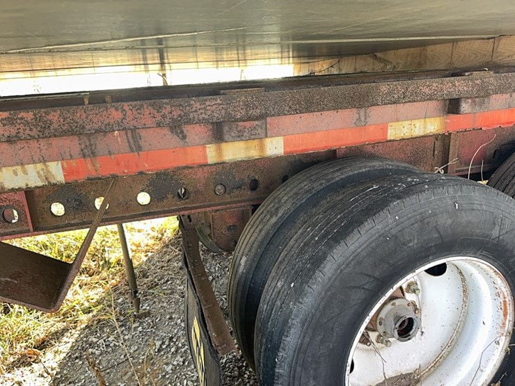 1989-utility-flatbed-image-11