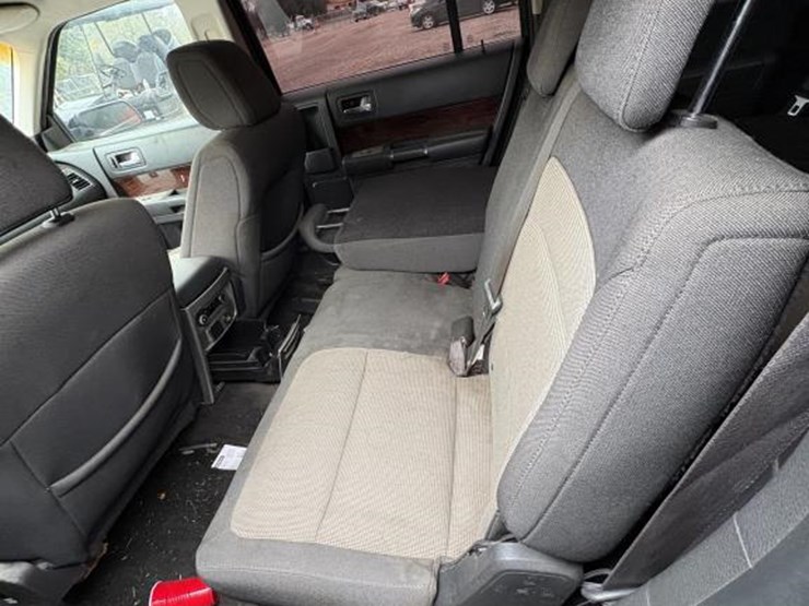 2019-ford-flex-image-12