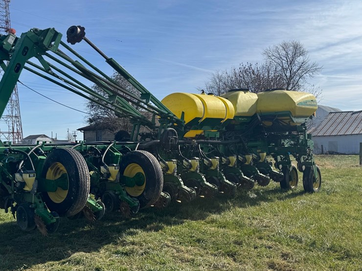 john-deere-1770nt-image-6