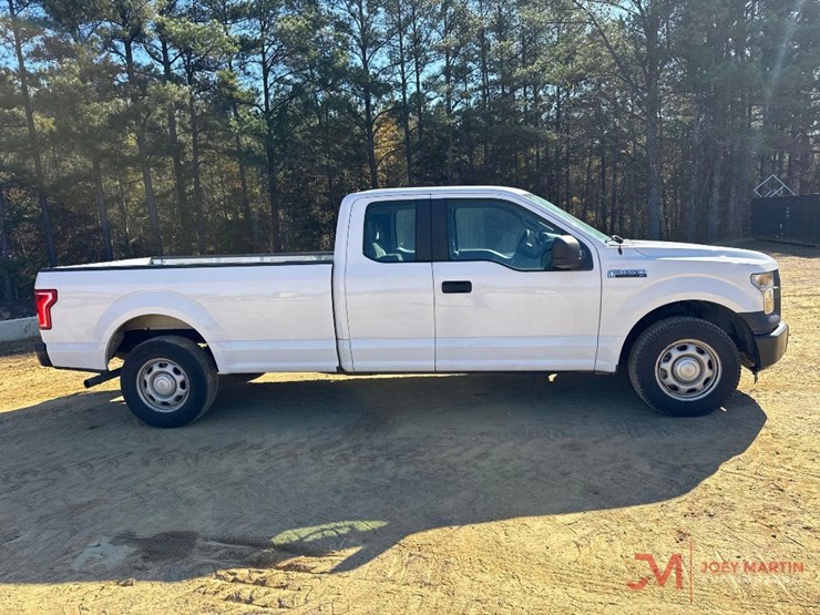 2016-ford-f150-xl-image-2