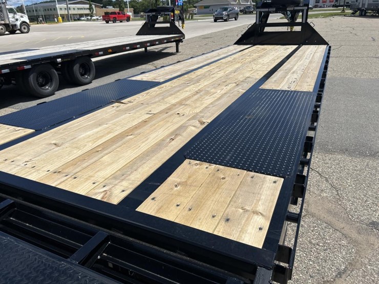 #1448-•-2025-unused-big-tex-22gn-gooseneck-trailer-image-26