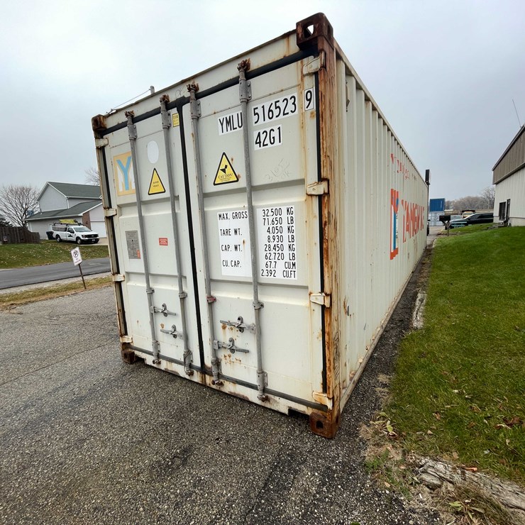 #1402 • Used 40' Shipping Container (OF)