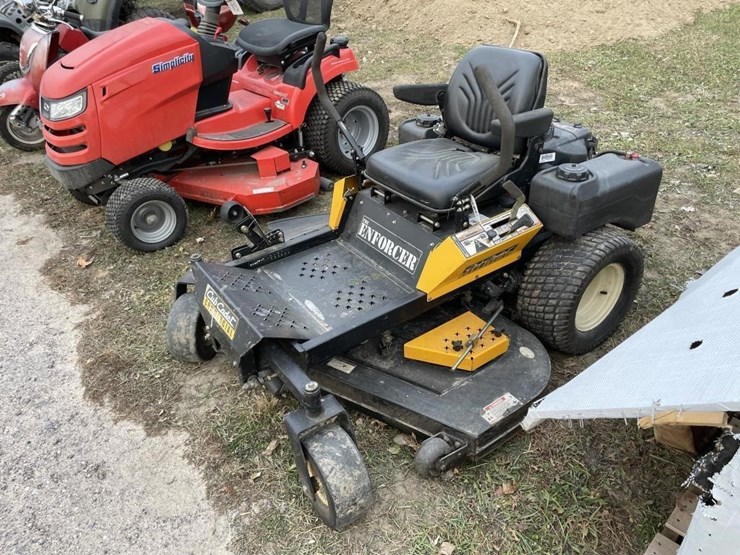 cub-cadet-enforcer-zero-turn-mower-image-1