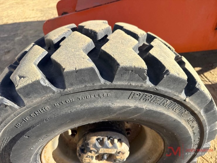 2006-jlg-460sj-image-17