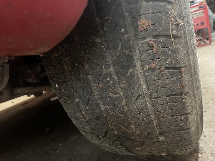 #260-•-1997-chrysler-(fall-creek,-wi)-(has-wi-title)-image-33