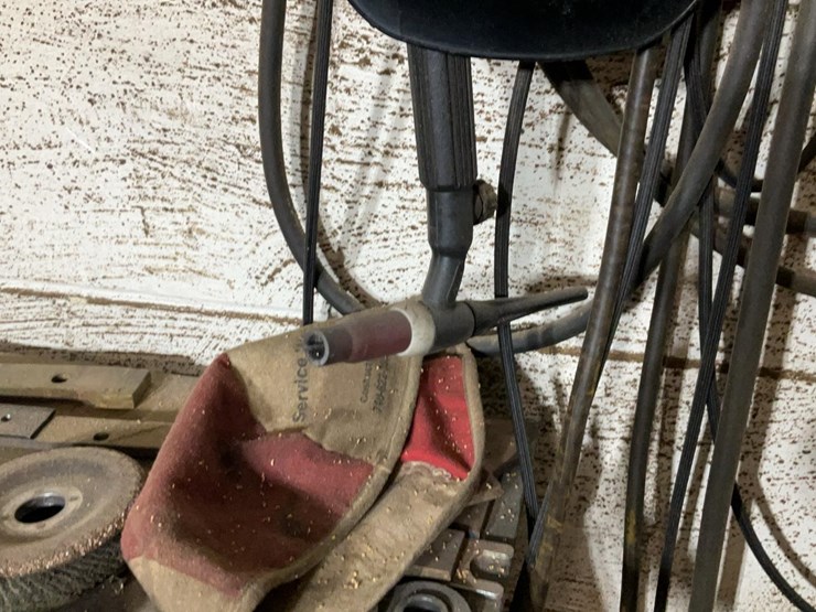 #188-•-miller-welder-and-table-image-10