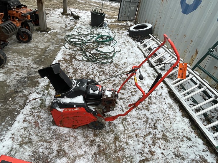 #2707-•-ariens-professional-21-snow-blower-(fall-creek,-wi)-image-8