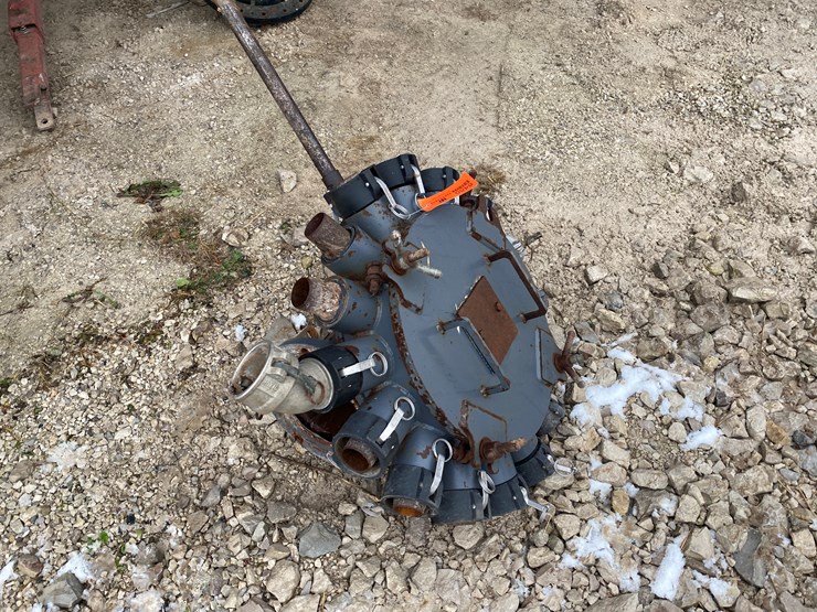 #8480-•-(16)-hose-distribution-manifold-(new-holstein,-wi)-image-1