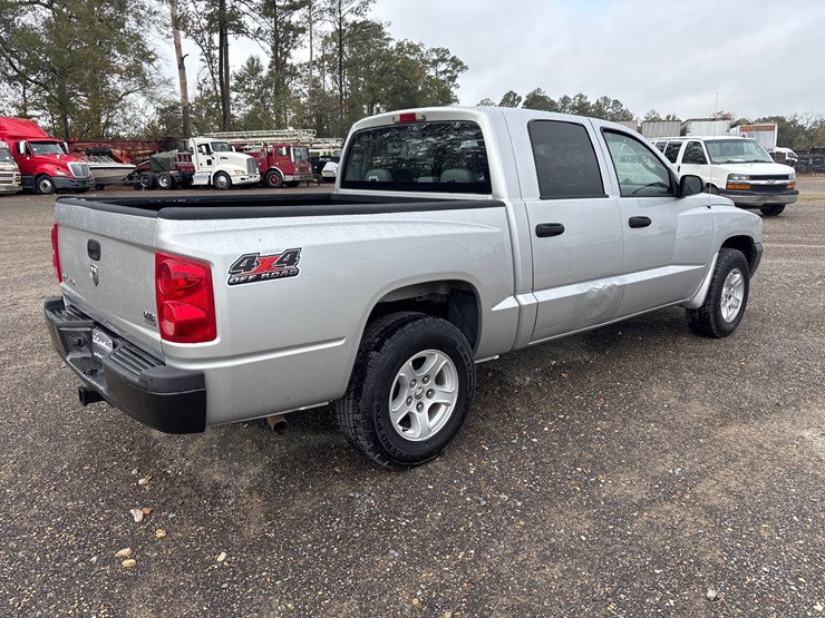 2007-dodge-dakota-image-3