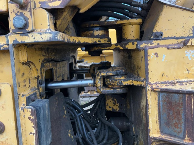 1995-deere-648g-ii-image-31