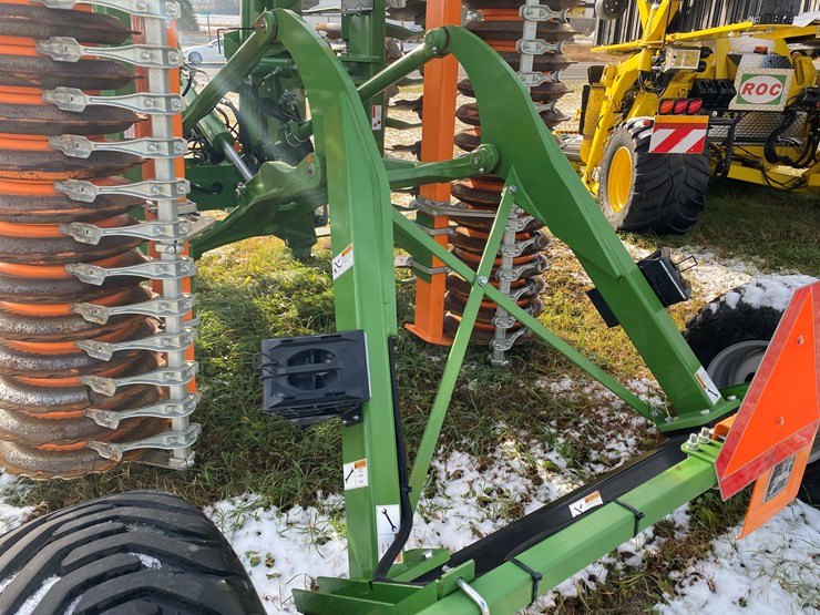 #1147-•-2022-amazone-6002-2-pull-type-disc-(waldo,-wi)-image-28