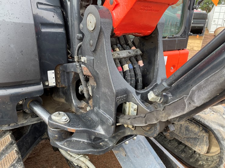 2021-kubota-u55-5-image-18